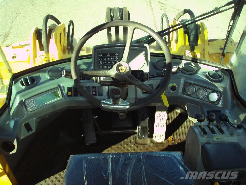 Volvo L 70 C Фронтальні навантажувачі