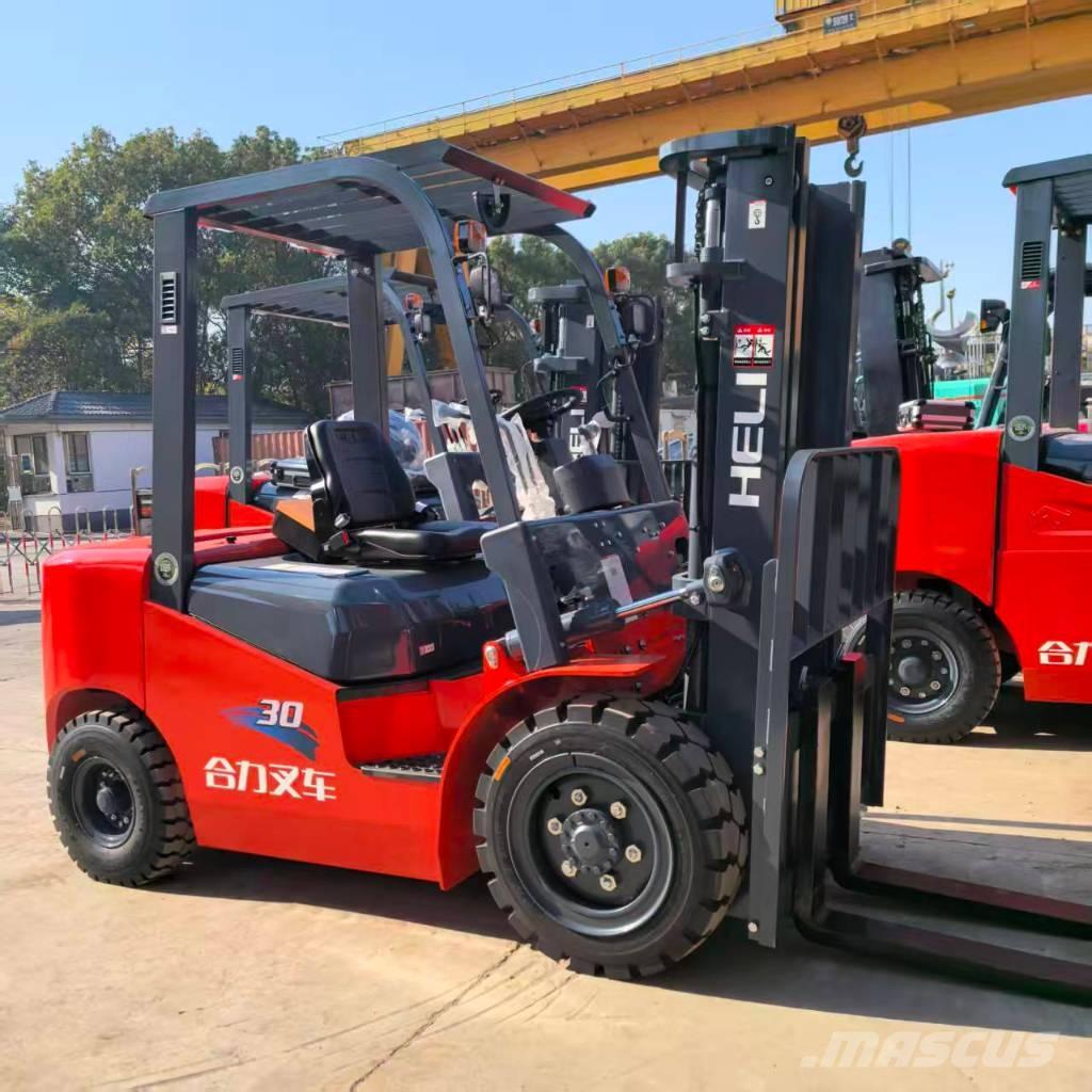 Heli FD30 Дизельні навантажувачі