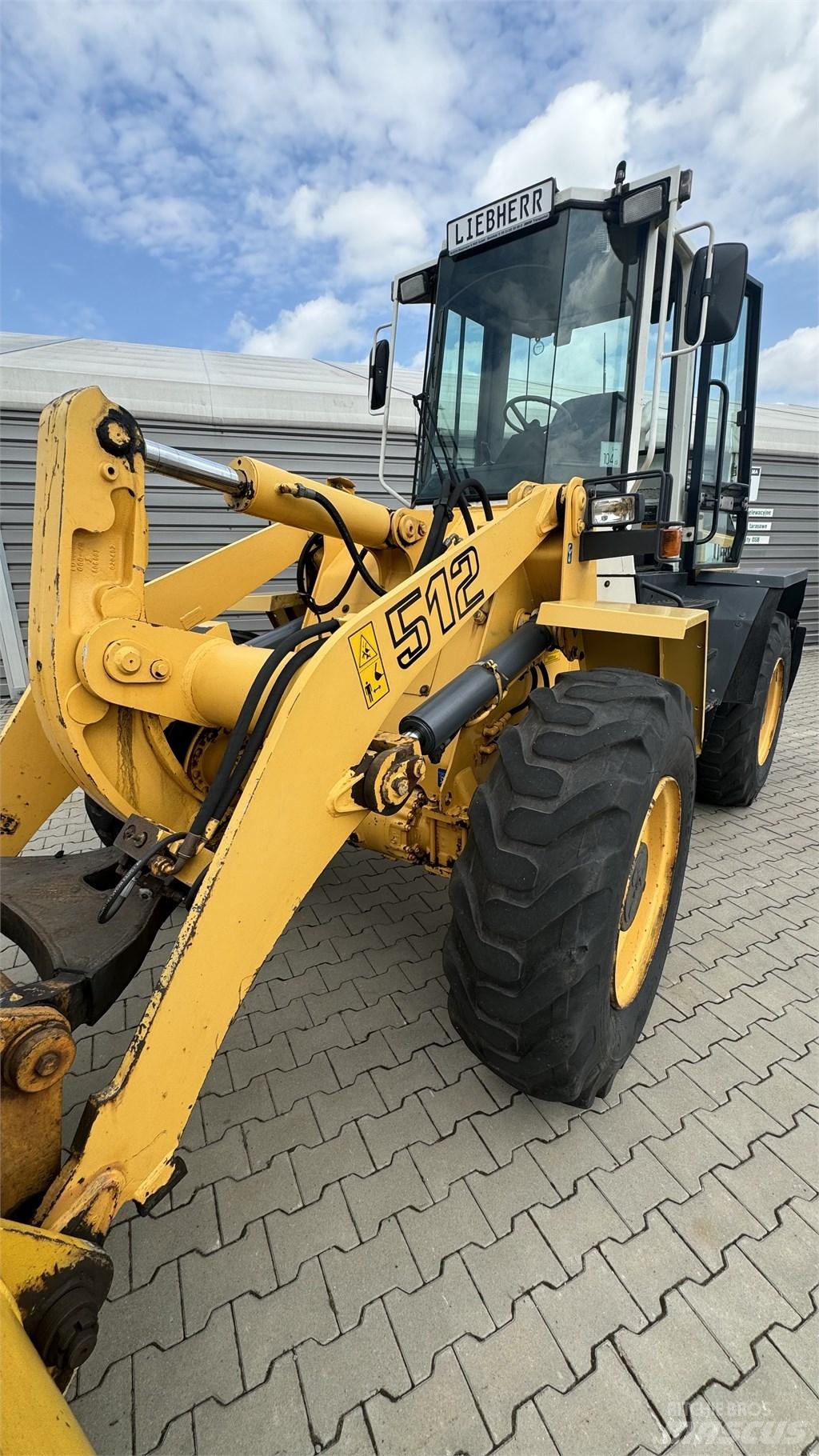 Liebherr 512 Фронтальні навантажувачі