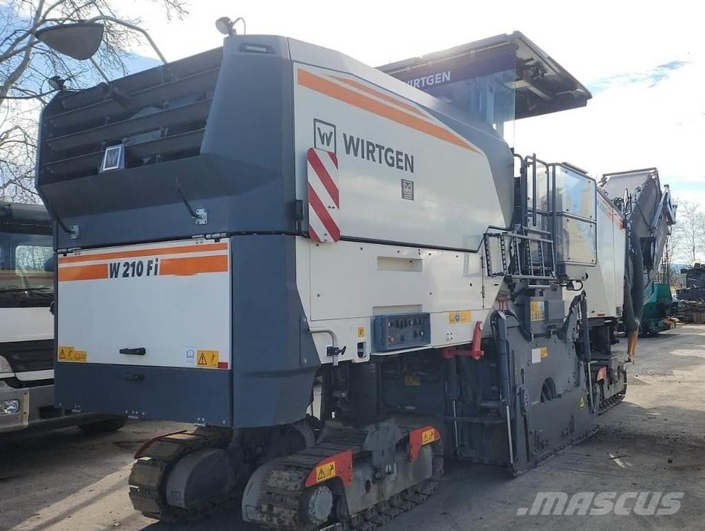 Wirtgen W210 FI Агрегати для відливання бетонних блоків
