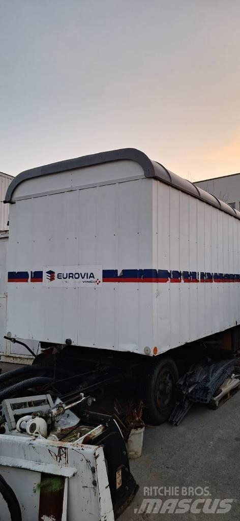  maringotka dvouosá Інші причепи