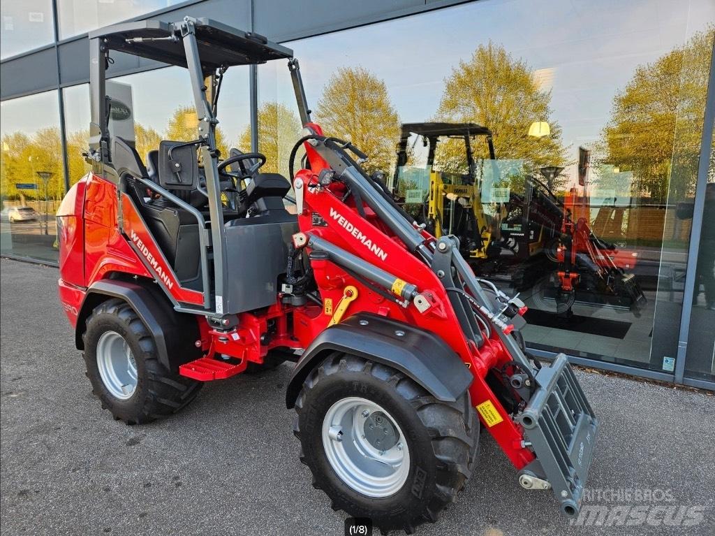 Weidemann 1390 Малі навантажувачі