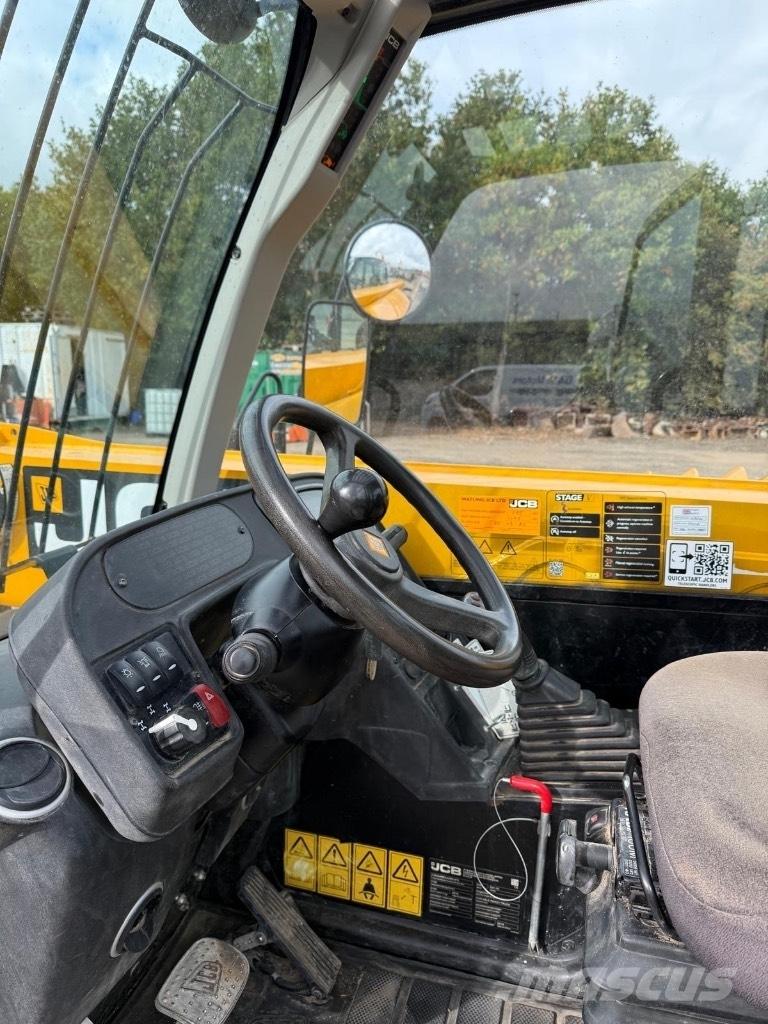 JCB 531-70 Телескопічні навантажувачі