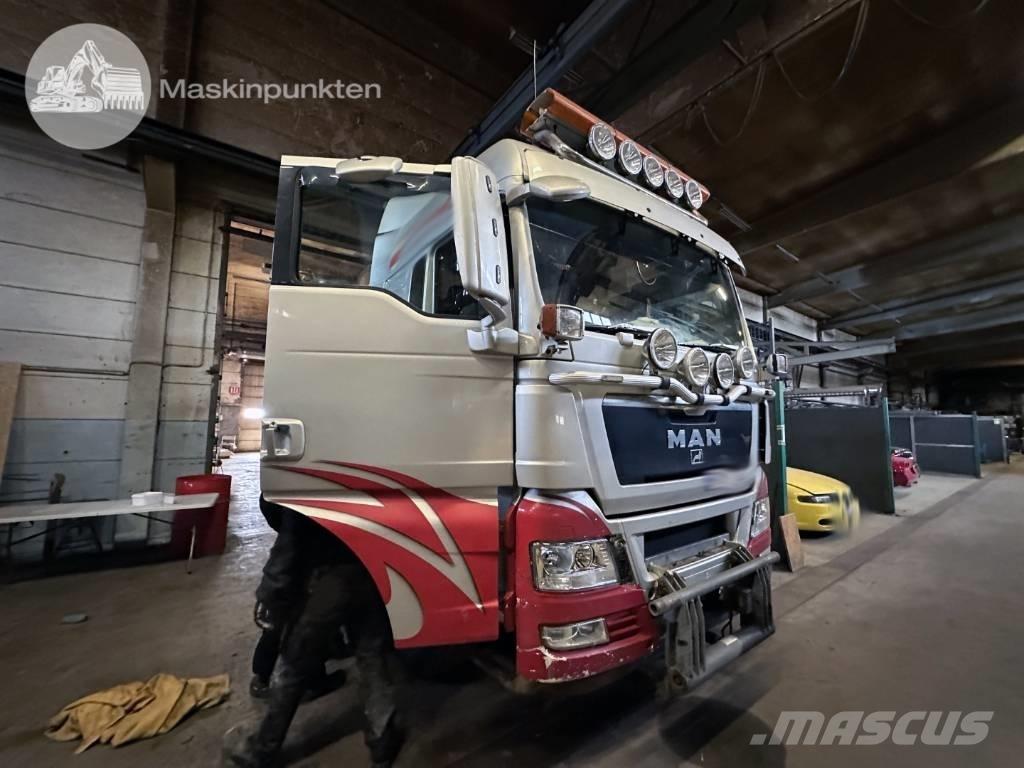 MAN TGX 35.540 Вантажівки з гаковим підйомом