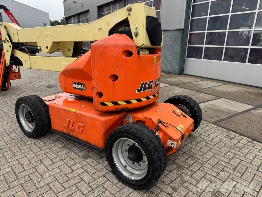 JLG E 450 AJ Колінчаті підйомники