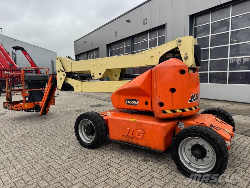 JLG E 450 AJ Колінчаті підйомники