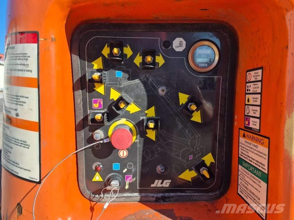 JLG M 600 JP Колінчаті підйомники