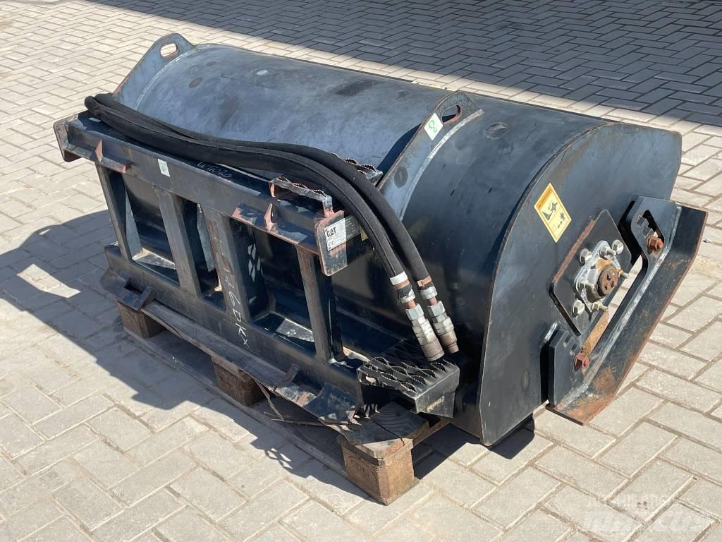 CAT LT 13 B Міні-навантажувачі