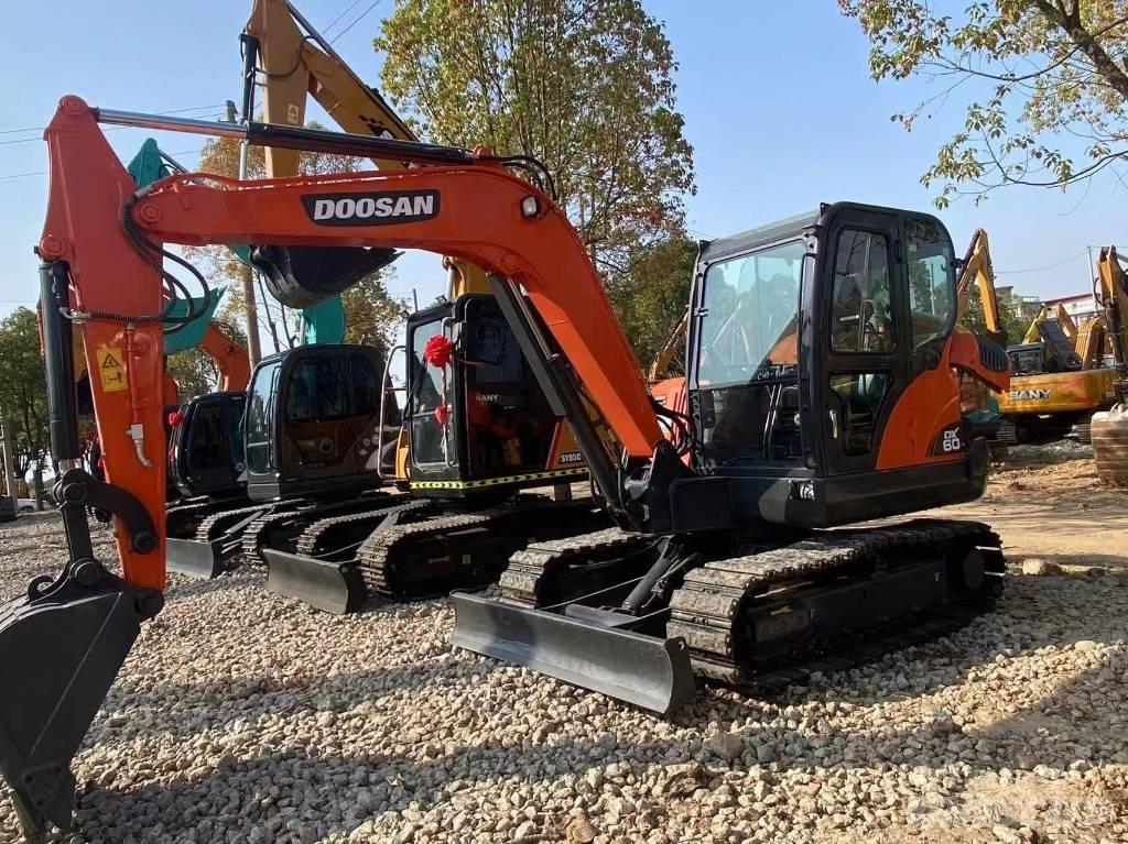 Doosan DX 60-9 Міні-екскаватори < 7т