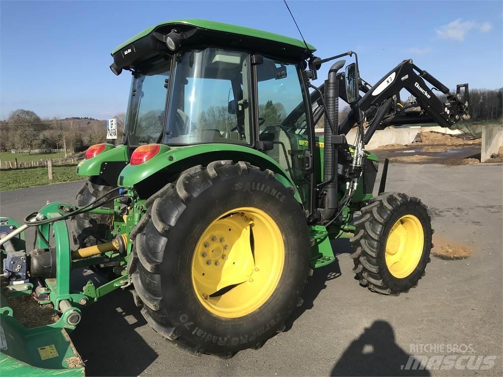 John Deere 5075 E Трактори