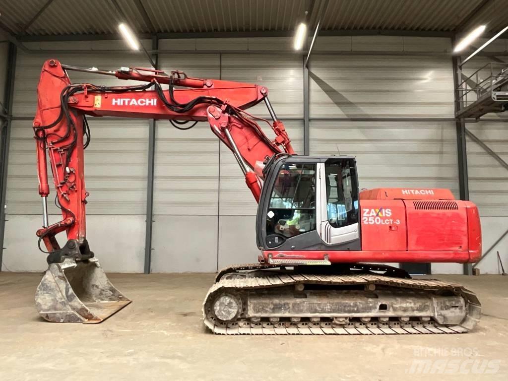 Hitachi ZX 250 LC-3 Гусеничні екскаватори