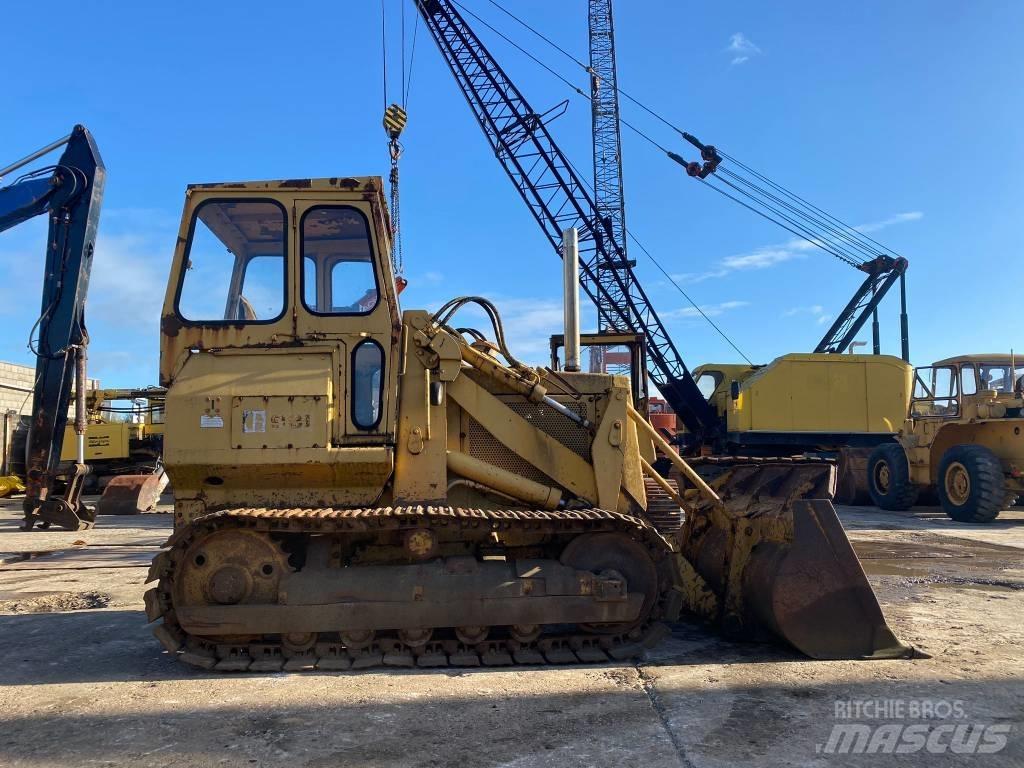 CAT 931 Гусеничні вантажники