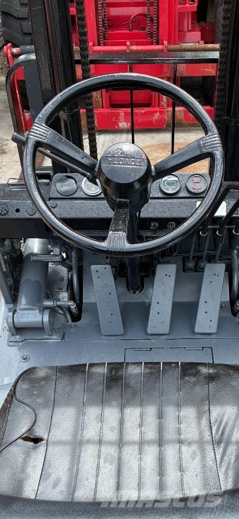 Toyota 42-4 FG 20 Інше