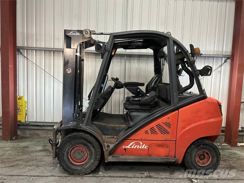 Linde H30D Дизельні навантажувачі