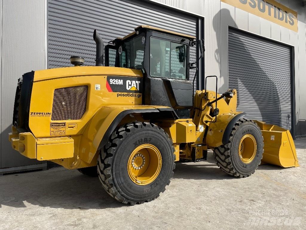CAT 926M Фронтальні навантажувачі