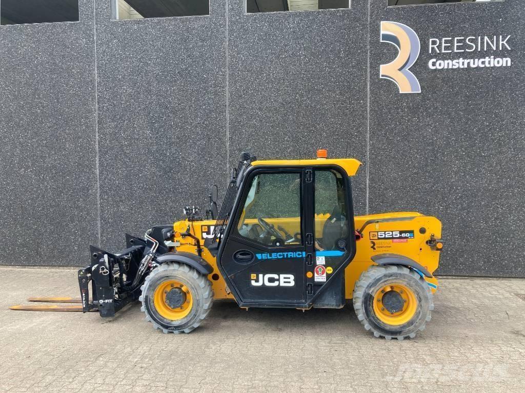 JCB 525-60 E Телескопічні навантажувачі