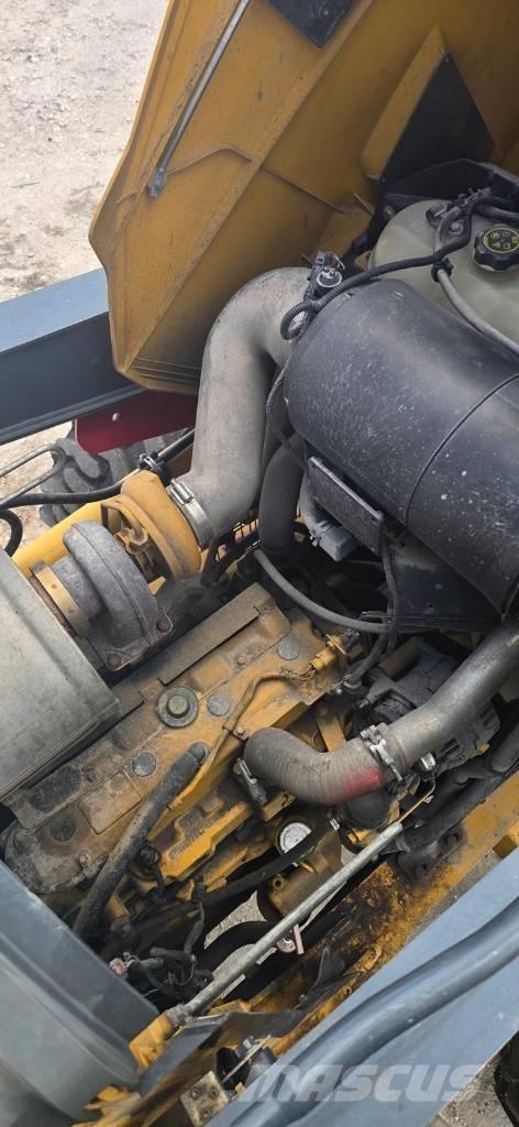 John Deere 310 L EP Екскаватори-навантажувачі