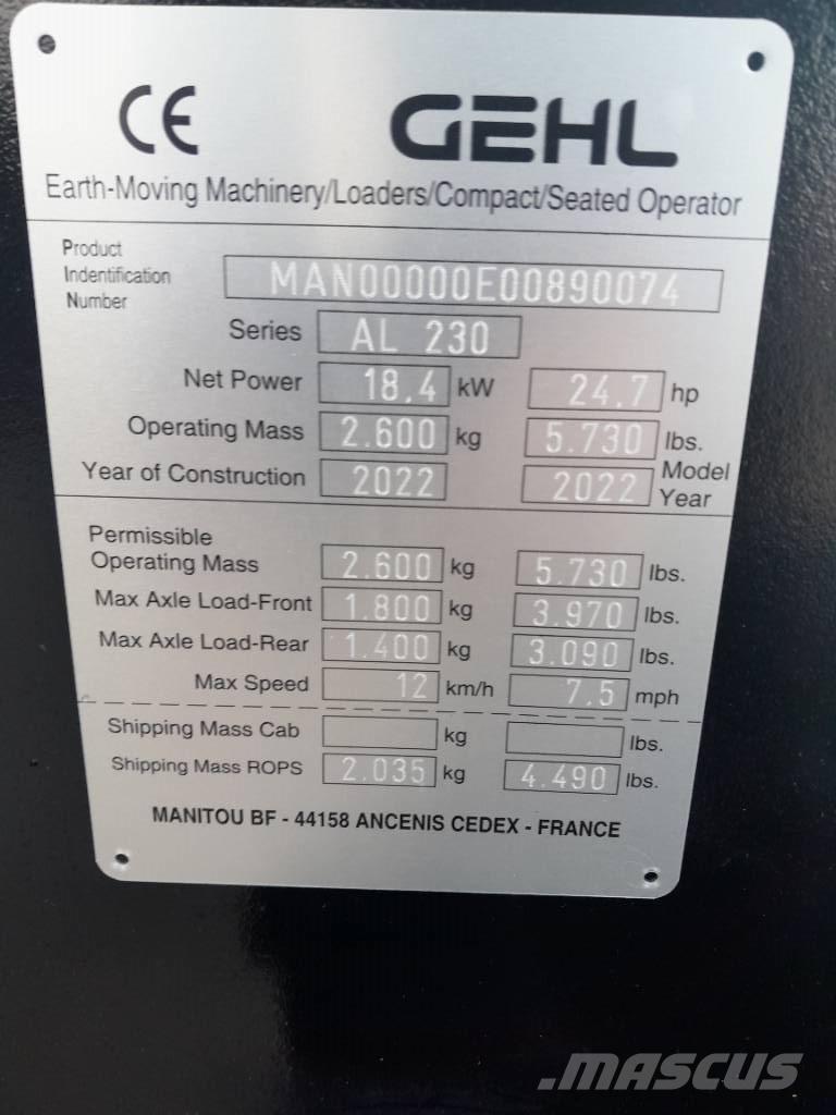 Gehl AL230 Багатофункціональне обладнання для вантажних і землекопальних робіт