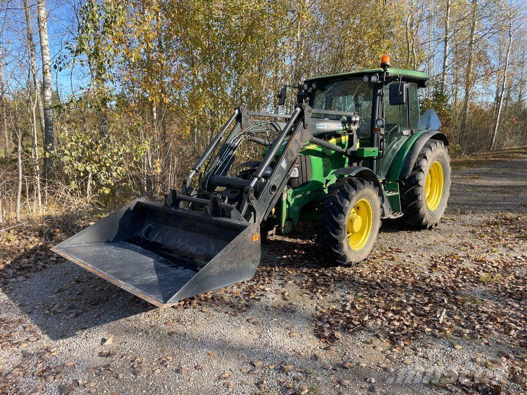 John Deere 5720 Трактори