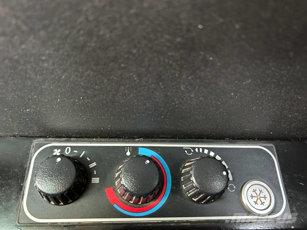 JCB 8085 ZTS Середні екскаватори 7т. - 12т.