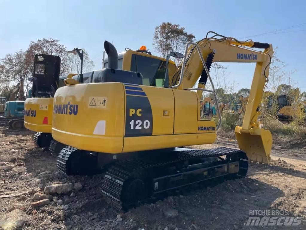 Komatsu PC 120 Гусеничні екскаватори