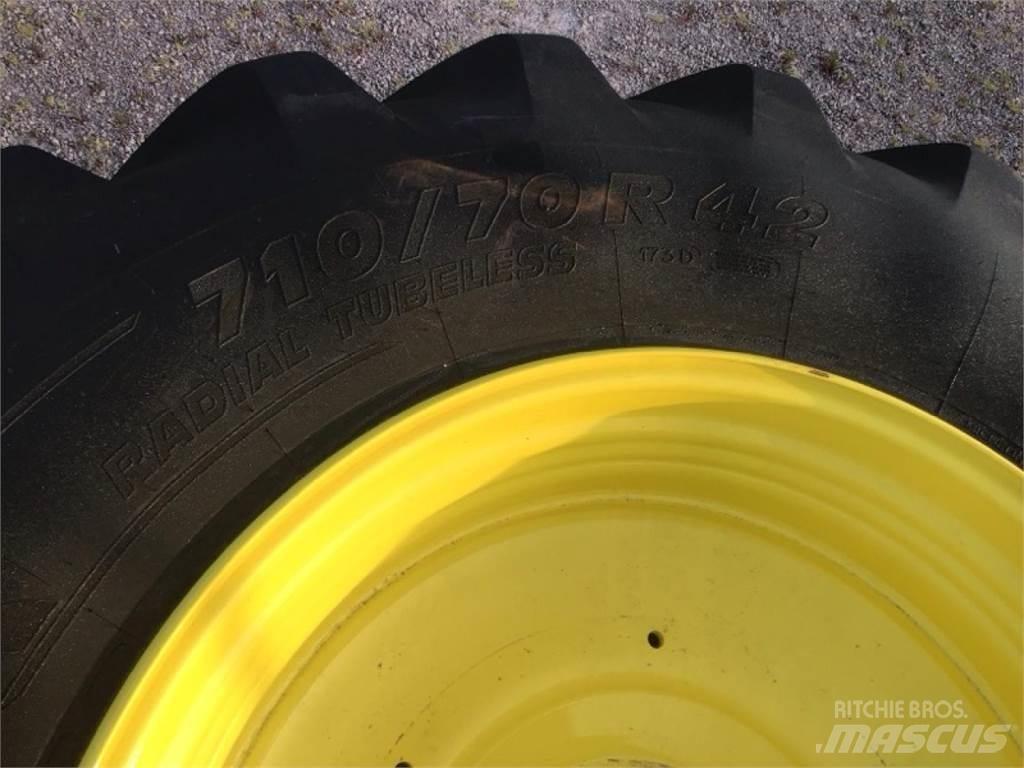 Michelin 710/70R42 Колеса