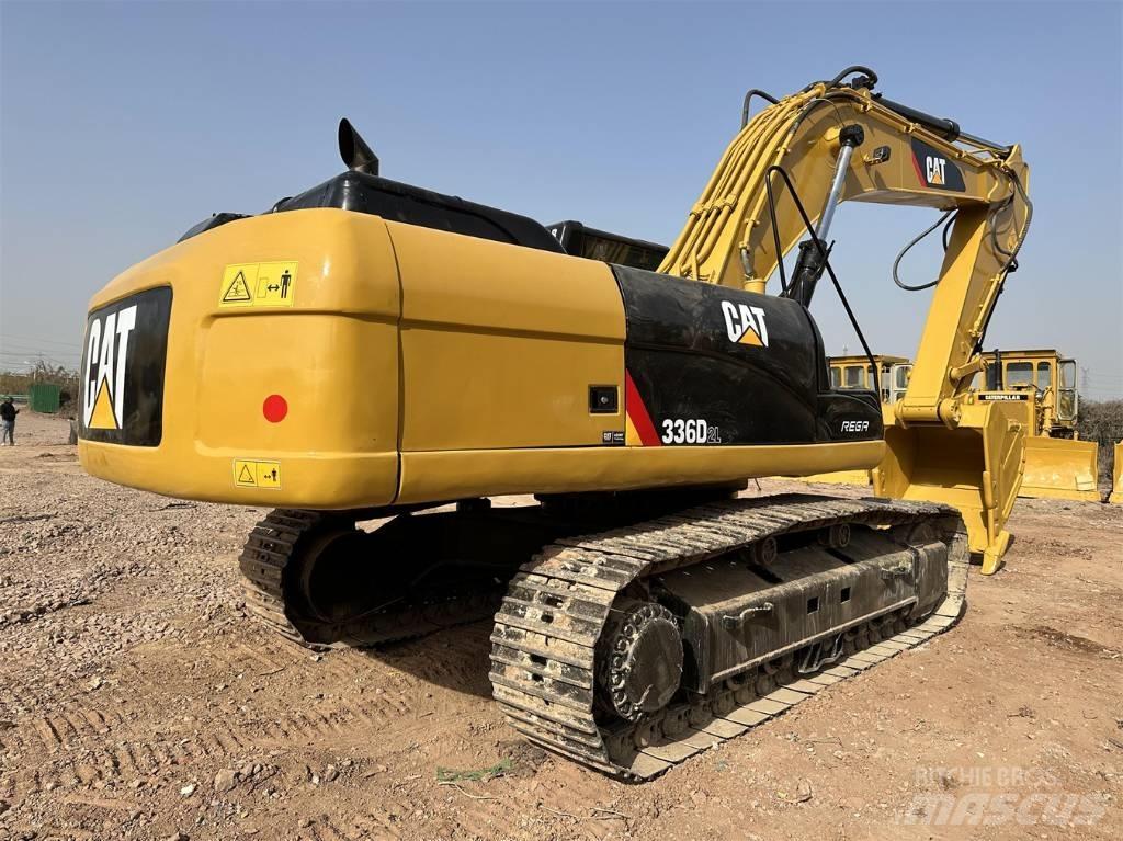 CAT 336DL Гусеничні екскаватори