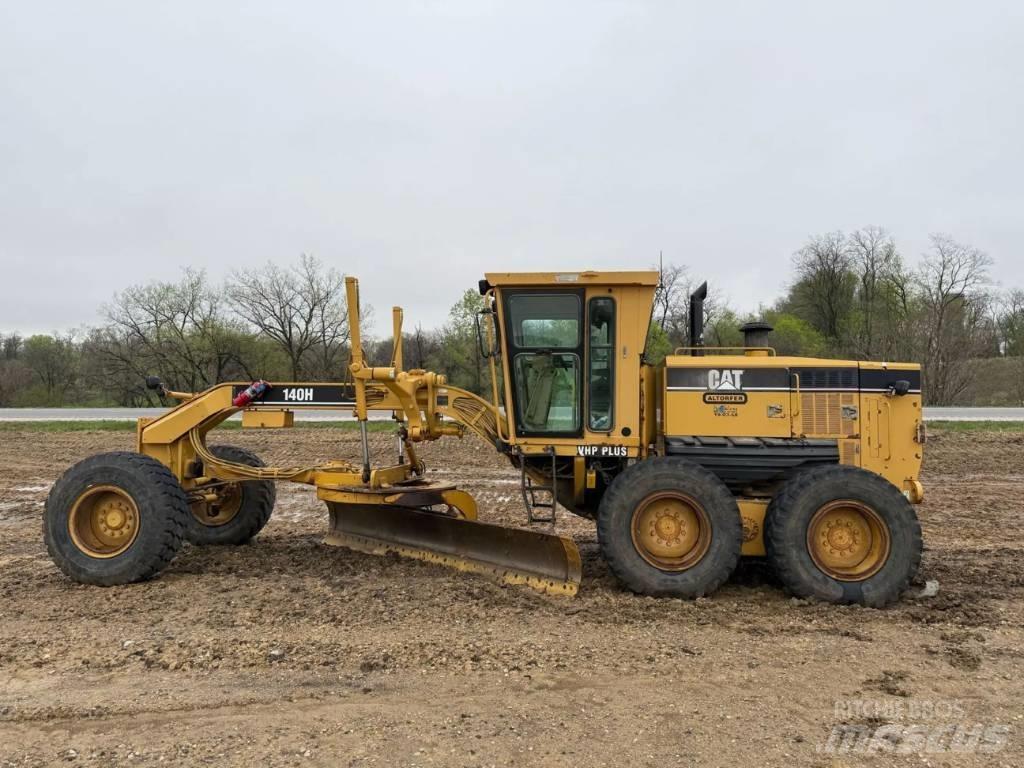 CAT 140H Грейдери