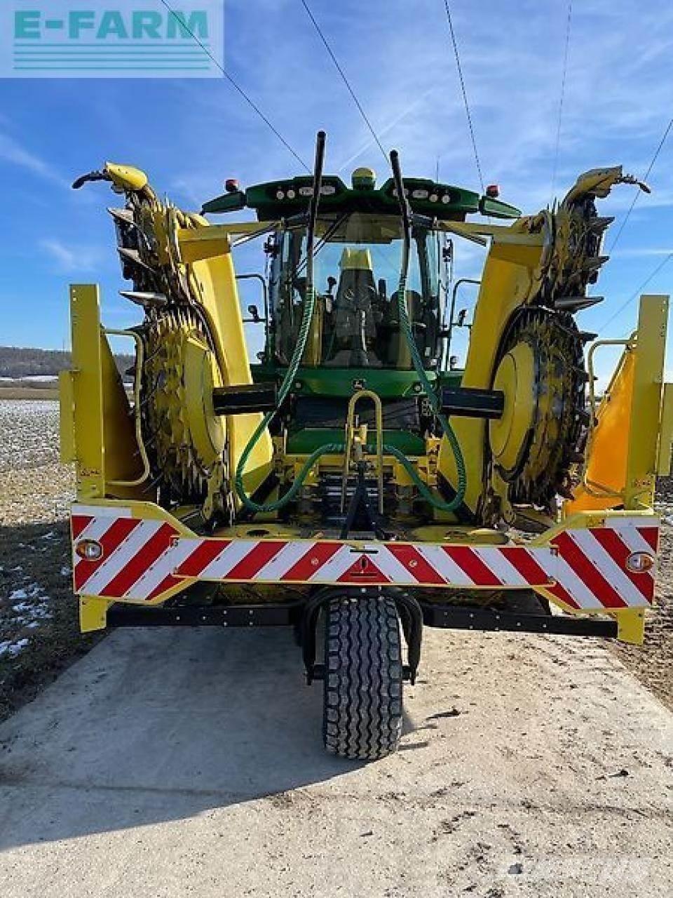 John Deere 8500 Кормозбиральні комбайни