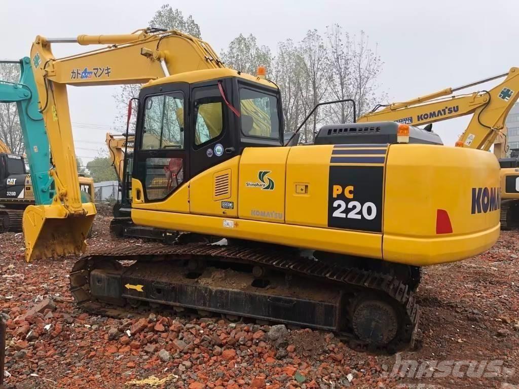 Komatsu pc220-7 Гусеничні екскаватори