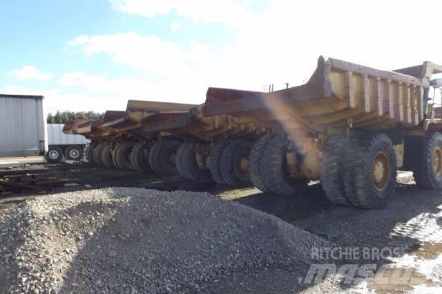 CAT 769 C Зчленовані самоскиди