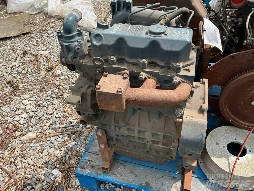 Kubota D 1703 Двигуни