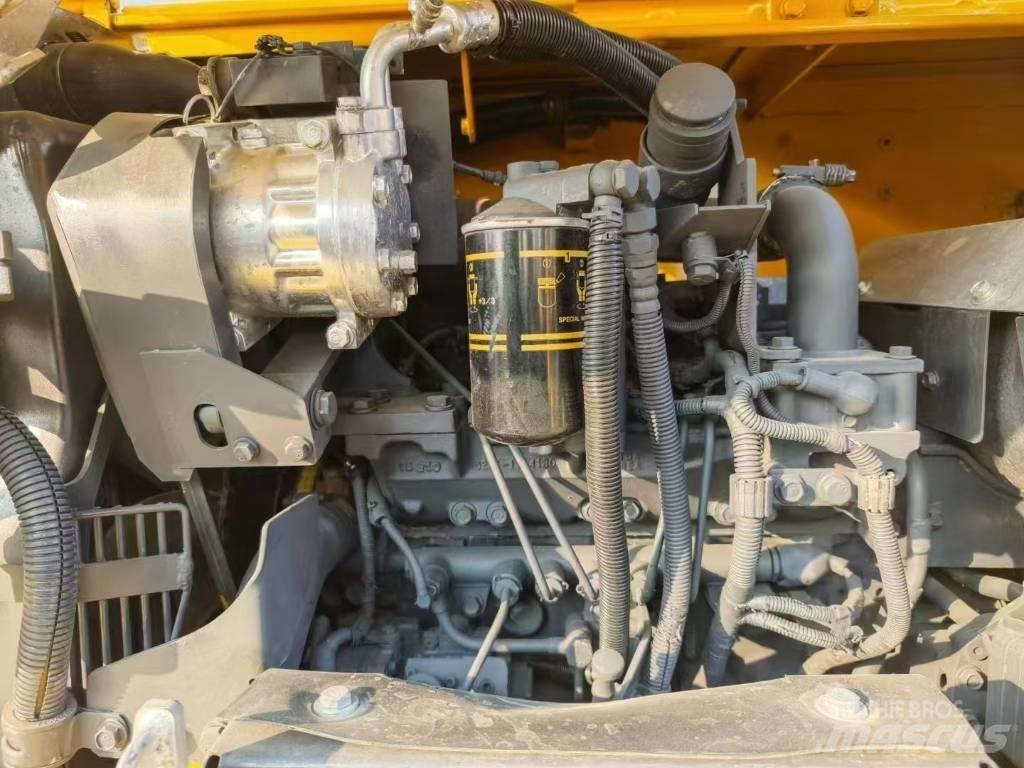 Komatsu 70-8 Гусеничні екскаватори