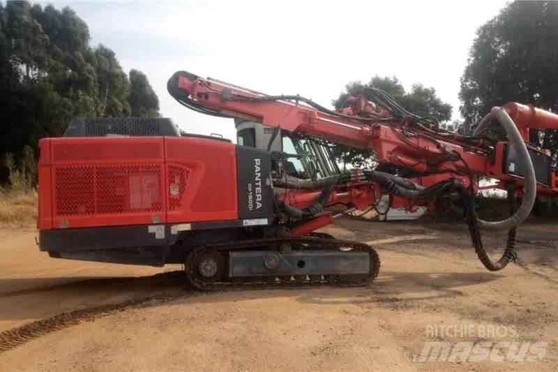 Sandvik DP1500i Свердлильні установки