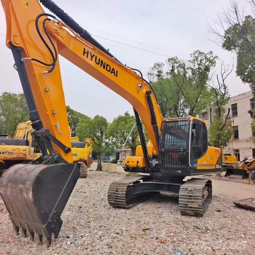 Hyundai 220LC-9S Гусеничні екскаватори