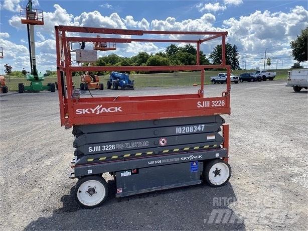SkyJack SJ III 3226 Підйомники-ножиці
