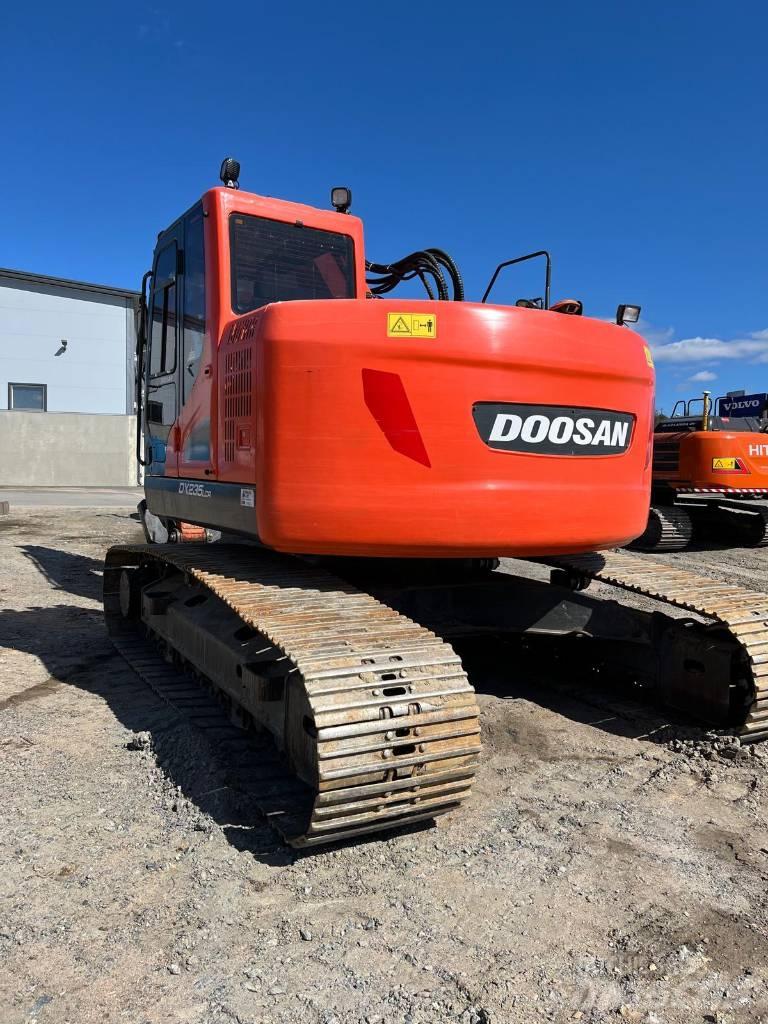 Doosan DX 235 LCR Гусеничні екскаватори