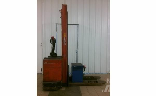 Manitou MA150FR570 Самохідні електроштабелери