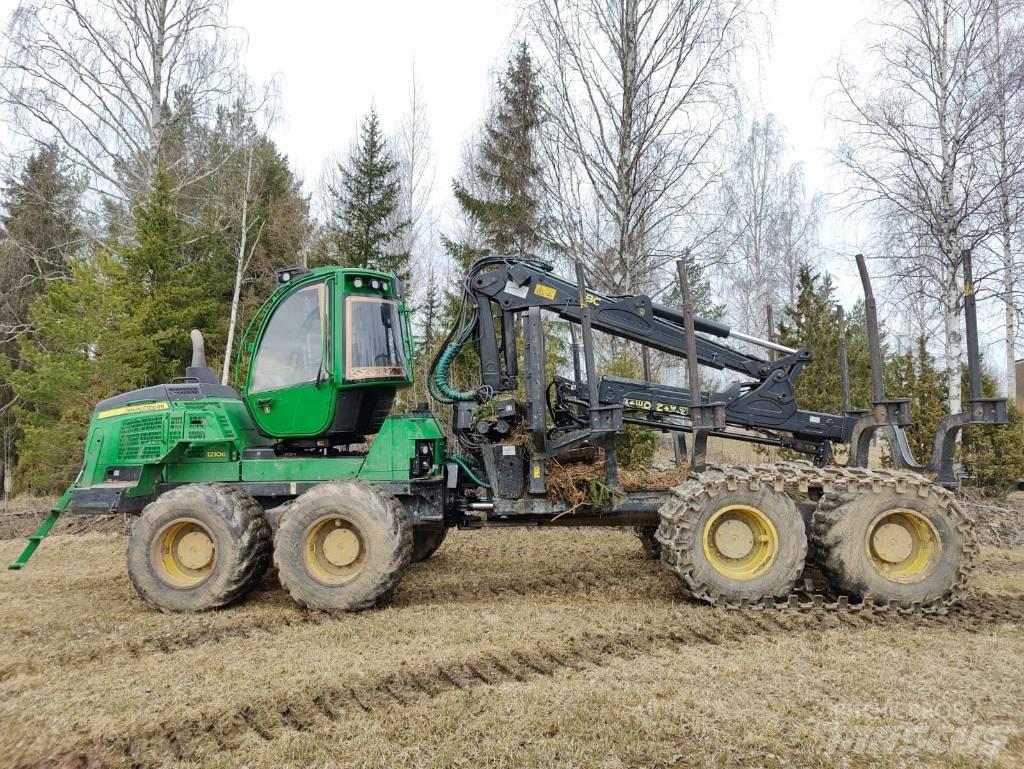John Deere 1210 G Форвардери