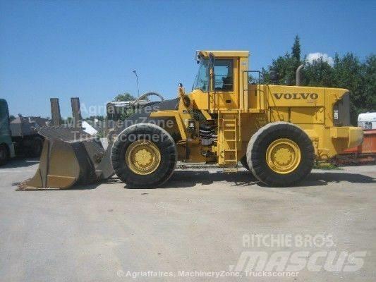 Volvo L 330 Фронтальні навантажувачі
