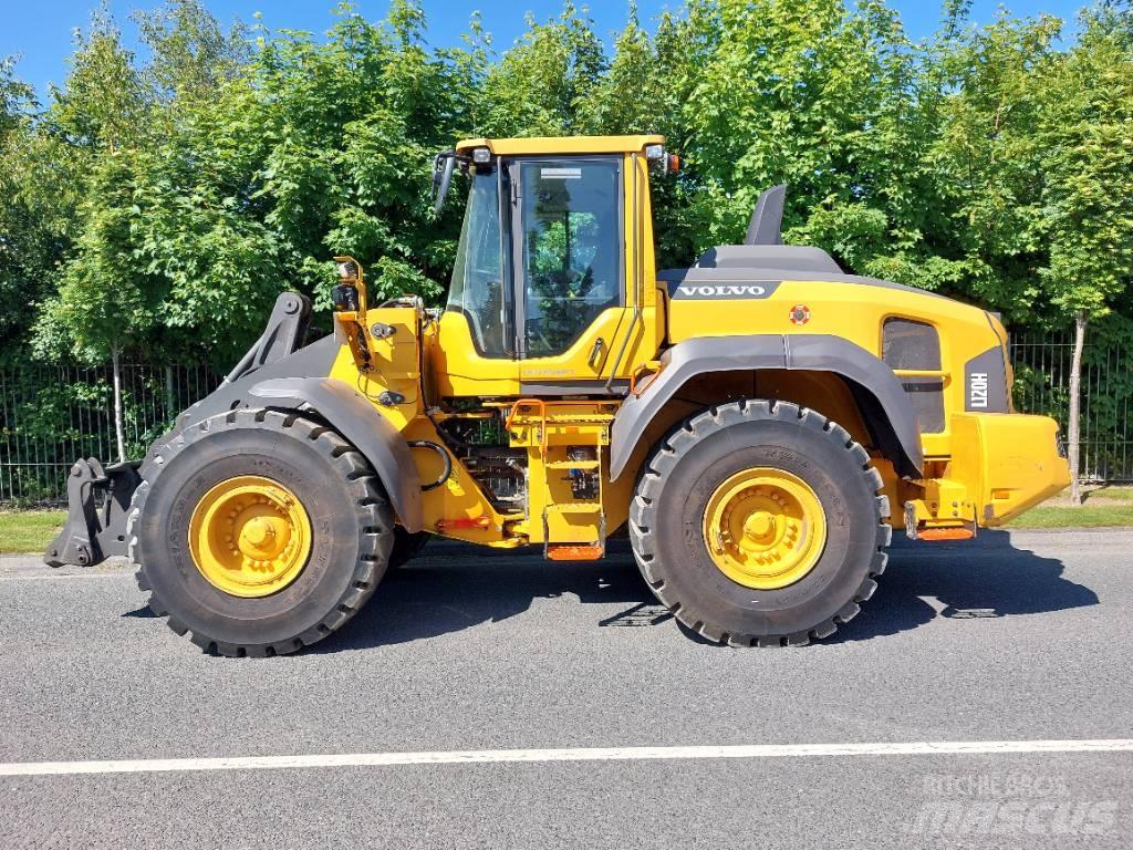 Volvo L120H Фронтальні навантажувачі