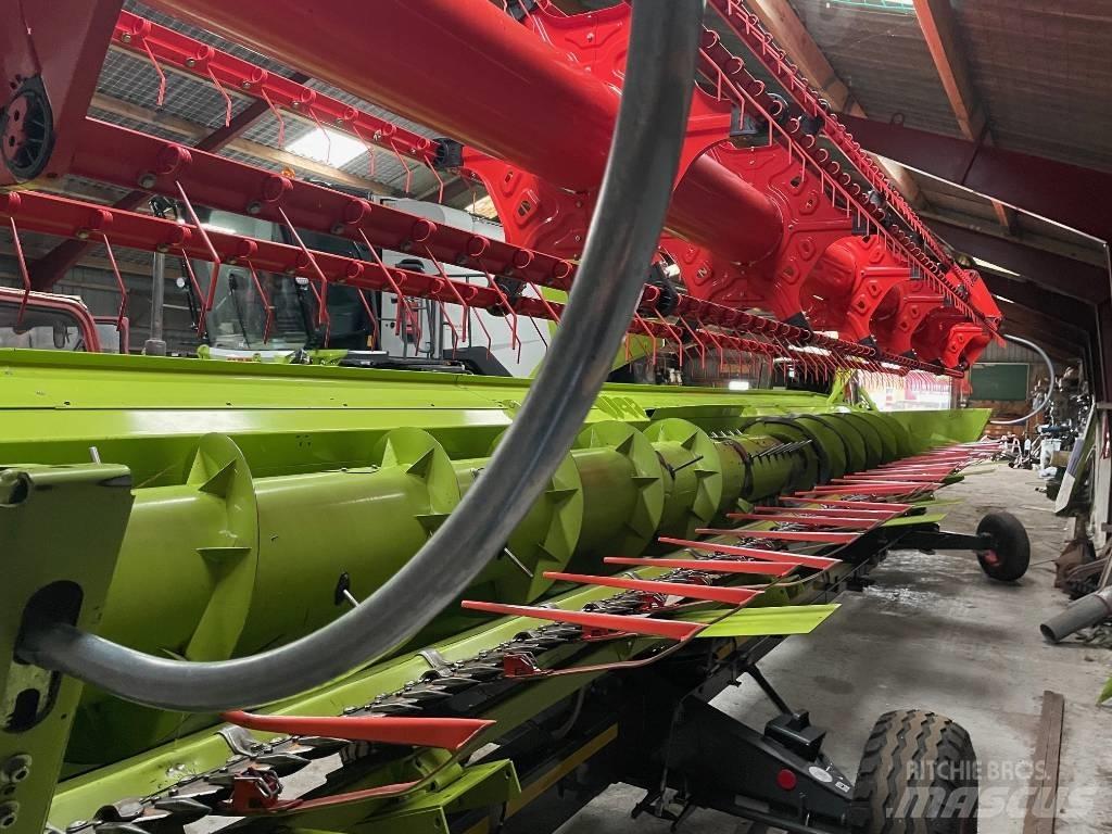 CLAAS Lexion 6700 Зернозбиральні комбайни