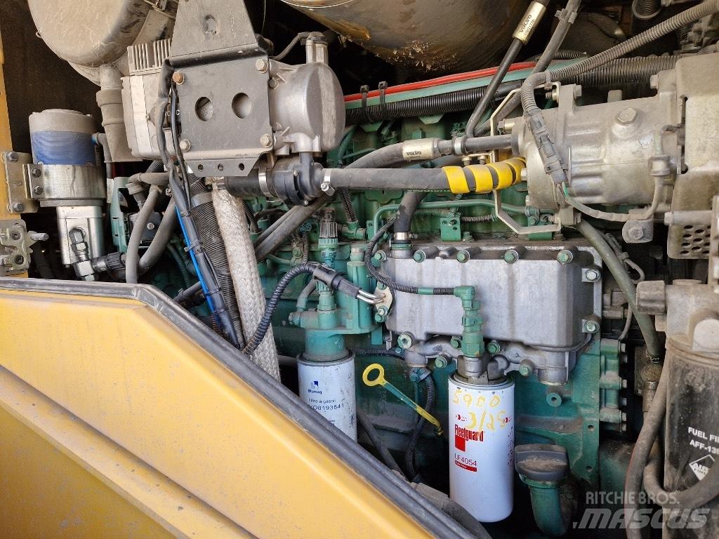 Volvo L 120 F Фронтальні навантажувачі