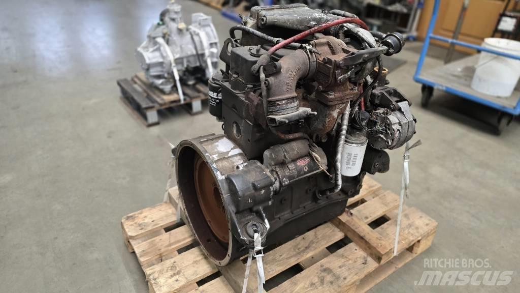 Cummins B3.9-C Двигуни