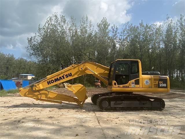 Komatsu PC200-8 Гусеничні екскаватори