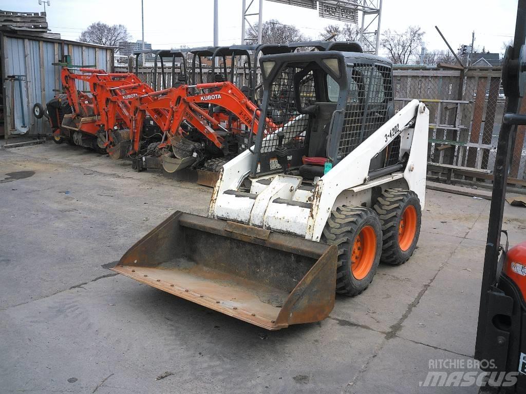 Bobcat S 130 Міні-навантажувачі