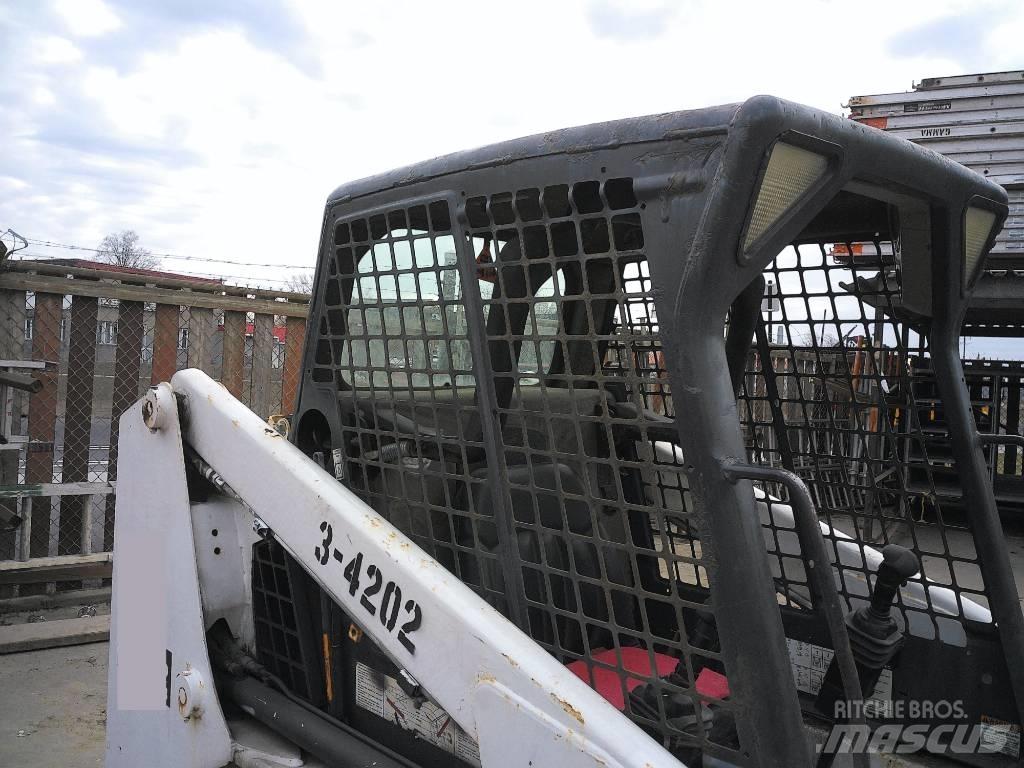 Bobcat S 130 Міні-навантажувачі