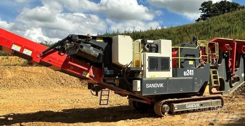 Sandvik QJ 241 Мобільні дробарки