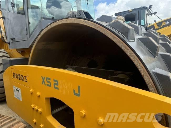 XCMG XS 223 J Грунтові котки
