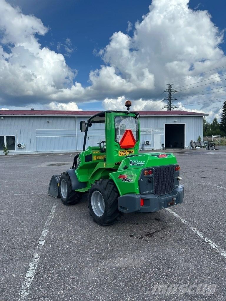 Avant 860 i Малі навантажувачі
